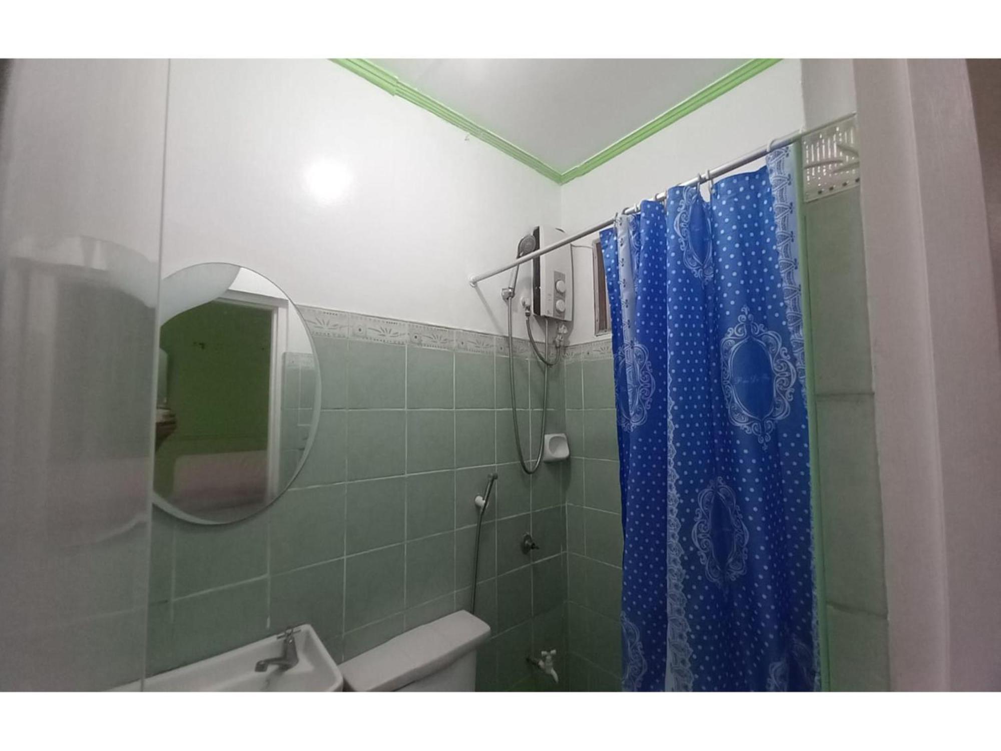Oyo 1048 Jomckayl Apartelle นากา ภายนอก รูปภาพ