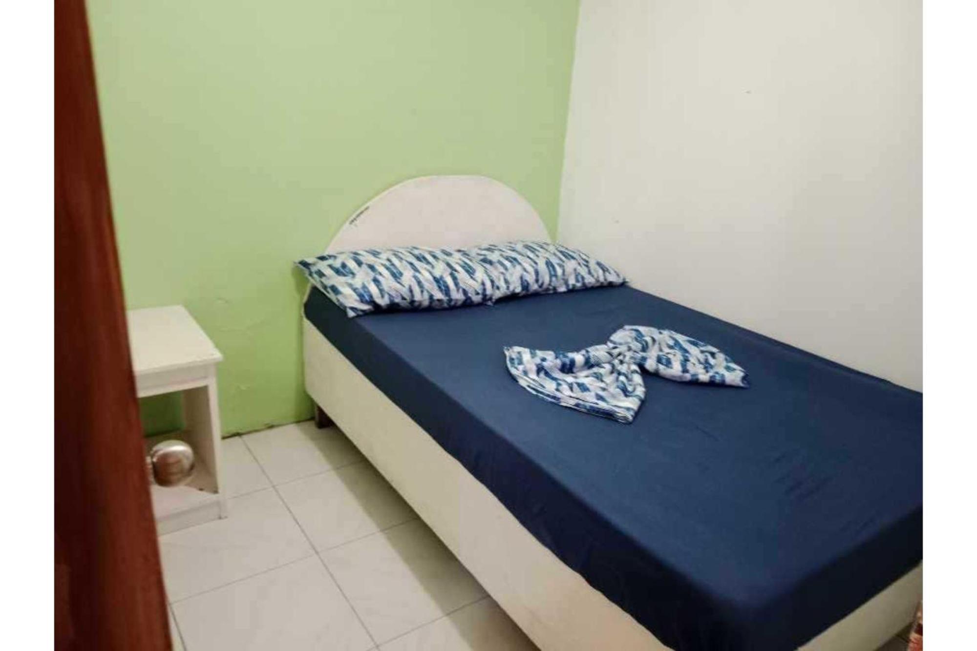 Oyo 1048 Jomckayl Apartelle นากา ภายนอก รูปภาพ